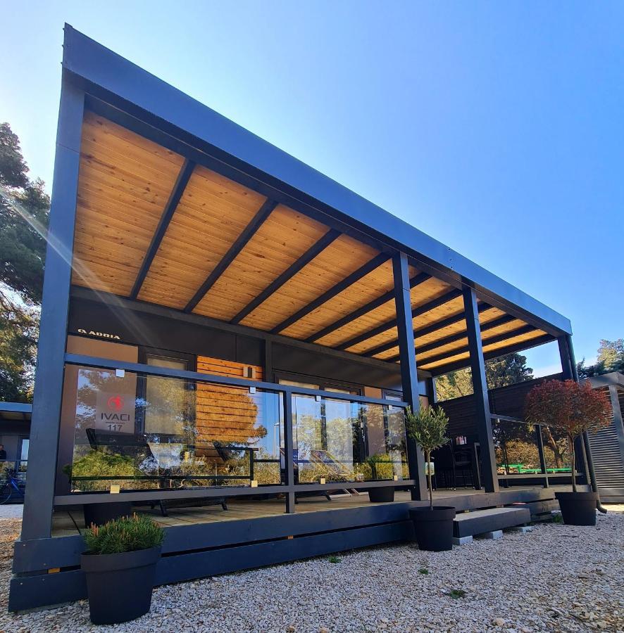 Luxury Mobile Homes Ivaci Kemping *
